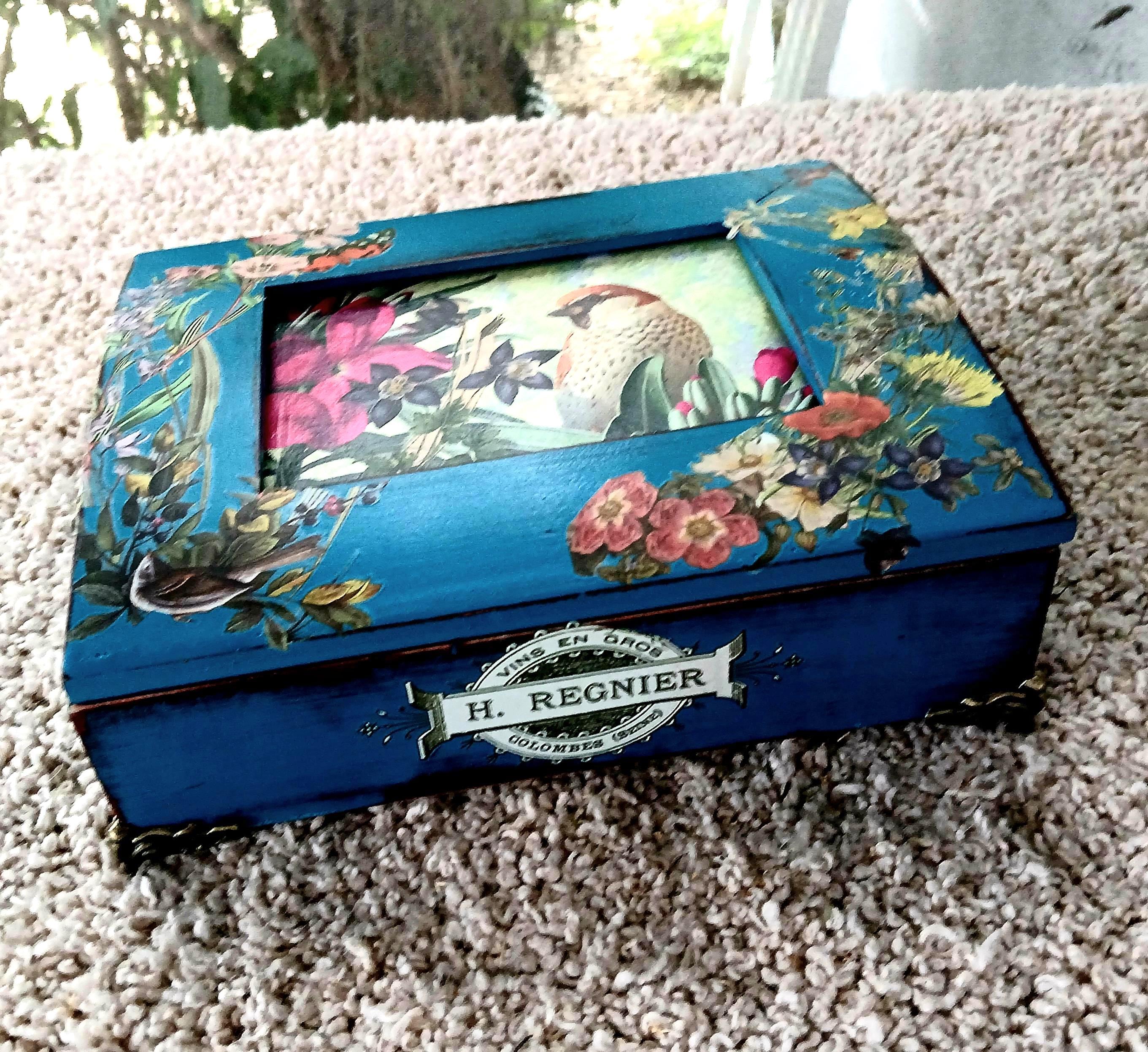 Cottagecore Jewelry Box: Small Tourmaline Vintage Jewelry Storage