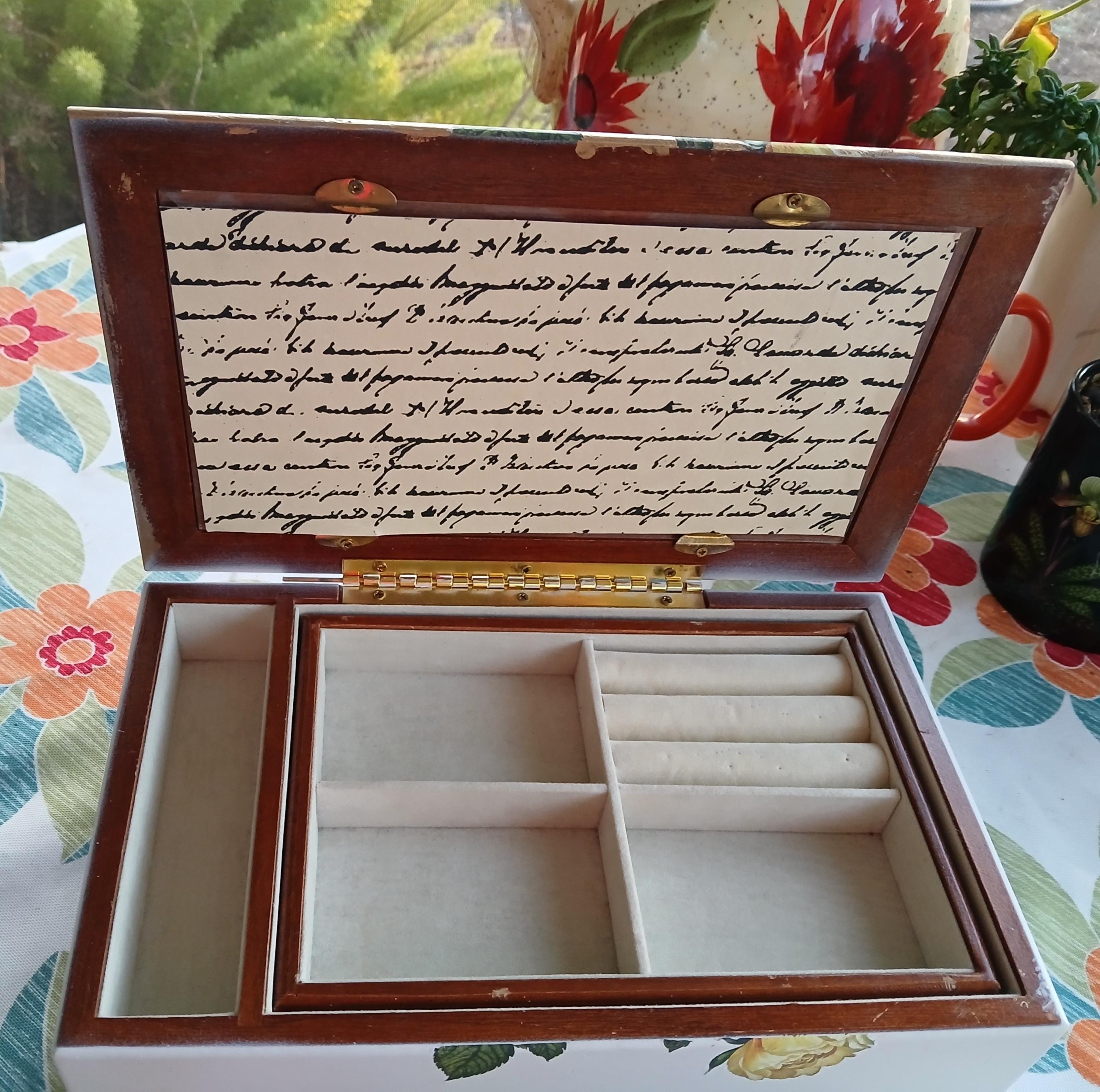 Refurbished Oak Jewelry Box • Cream & Yellow Botanical Keepsake Jewellery Chest