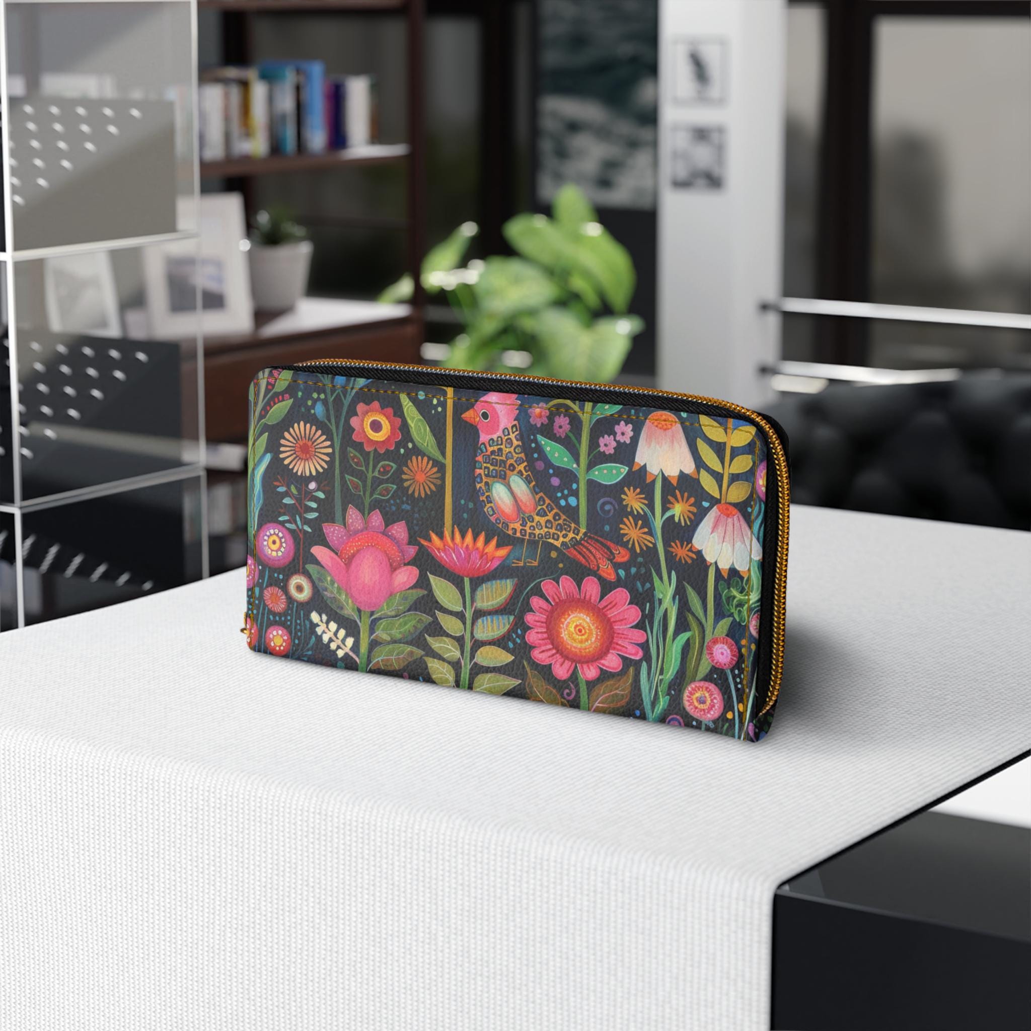 Merrimeko Botanical Zipper Wallet, Folkart Design Nature Lover Gift, Vintage Inspired Clutch
