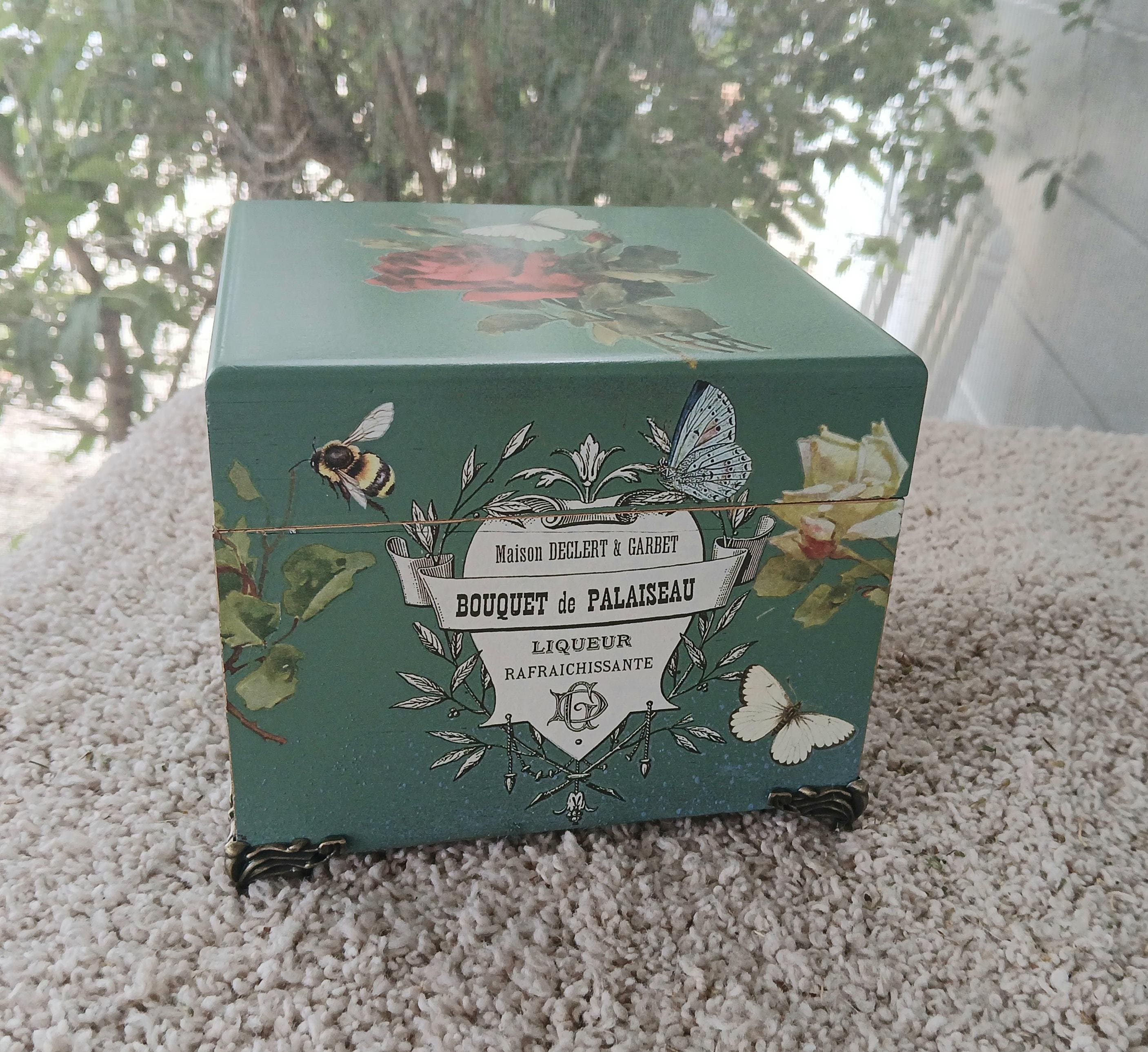 Cottagecore Jewelry Box: Small Tourmaline Vintage Jewelry Storage