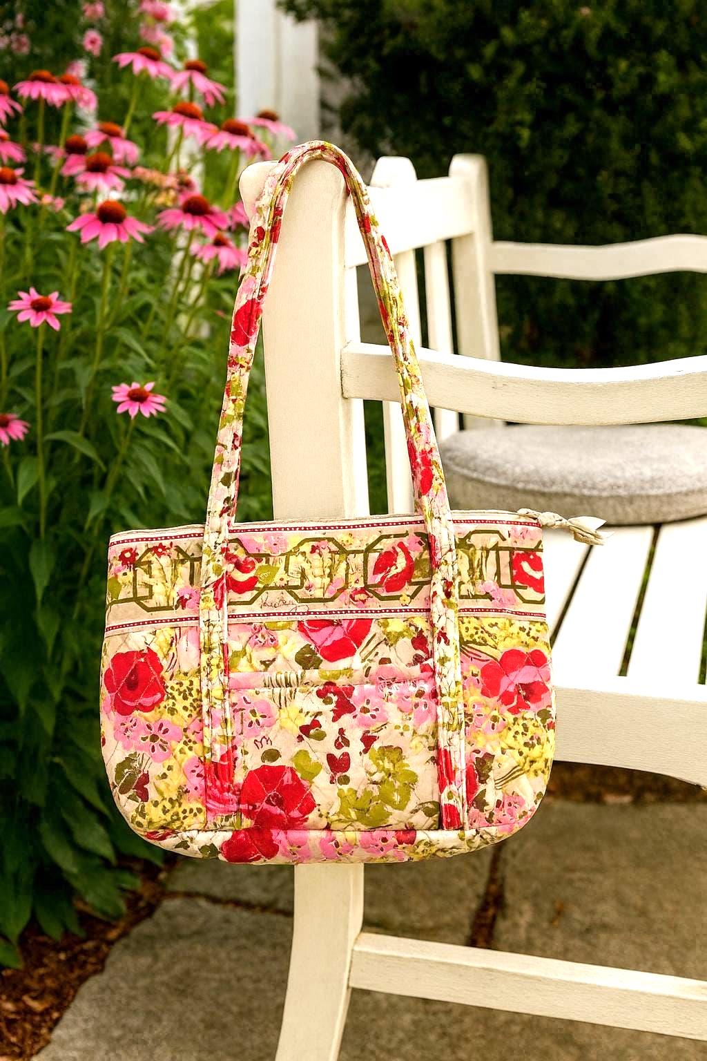 Pretty floral Vera Bradley ShoulderBag, handbag, Purse