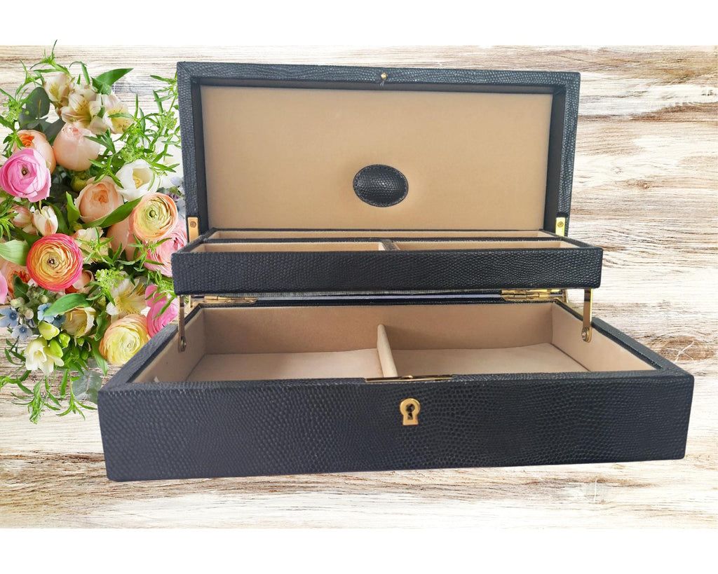 Black Leather Jewelry Box with Bird Motif – Snakeskin Embossed Dresser Box, Elegant Men’s Gift, Velvet Interior Storage, Ready to Ship