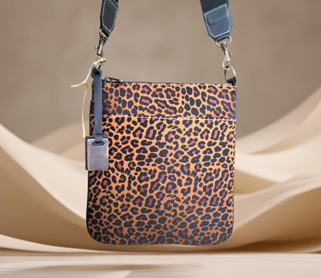 Pineda Covalin Leopard Print Handbag • Crossbody Bag