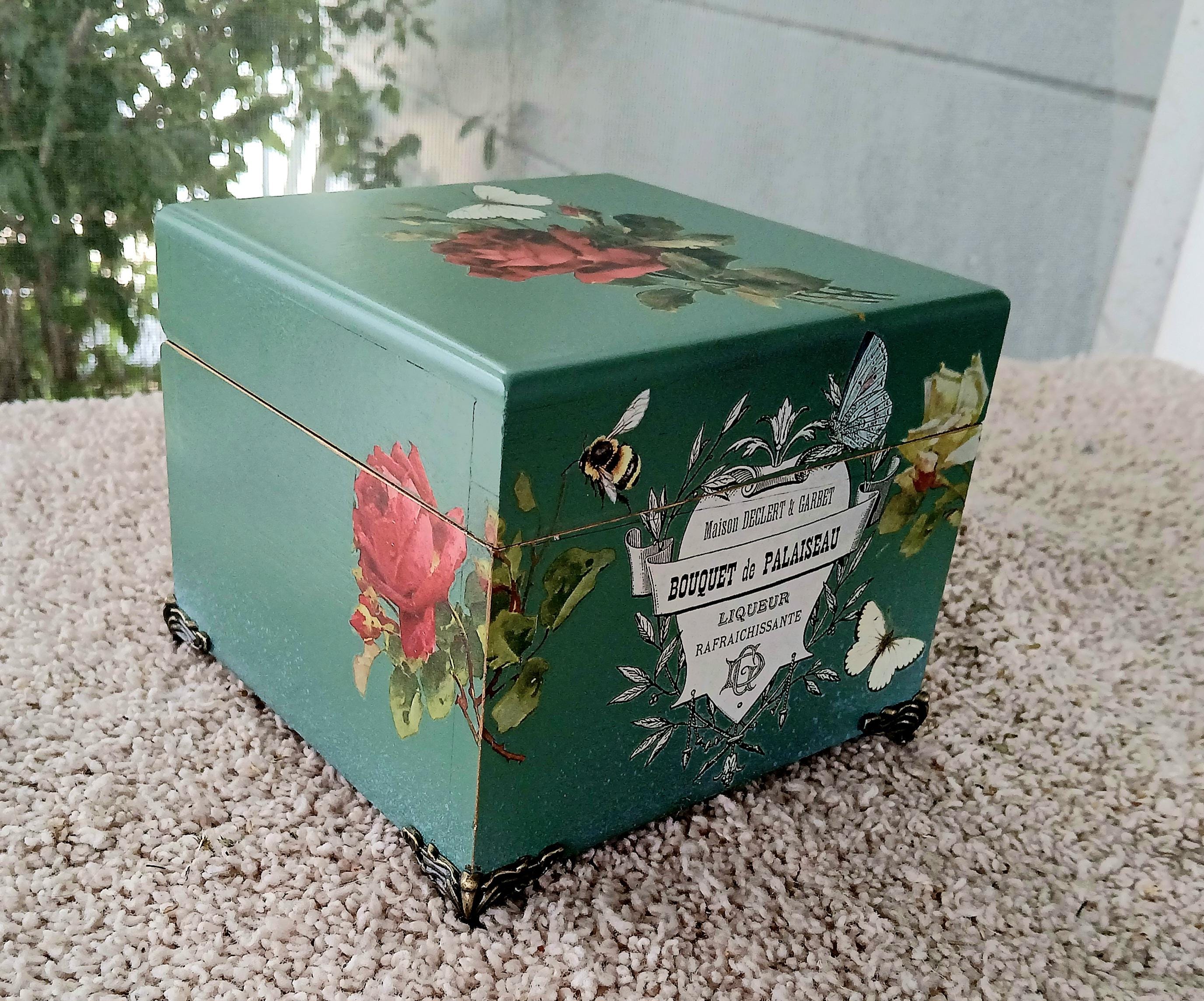Cottagecore Jewelry Box: Small Tourmaline Vintage Jewelry Storage